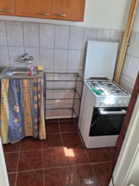 Berceni, Sos. Oltenitei. Scoala de politie, stradal, zugravita, ocazie!
